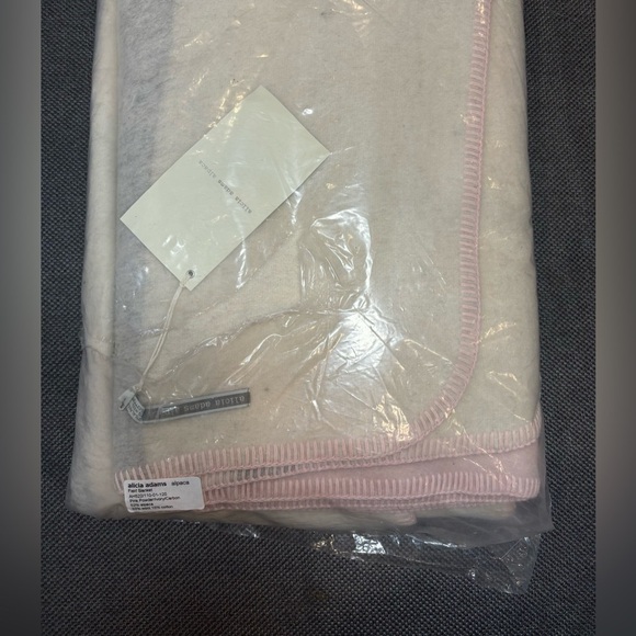 ALICIA ADAMS ALPACA field blanket pink ivory grey, pink stitching. NWT. - Picture 6 of 10